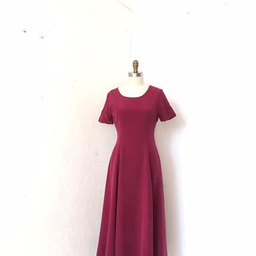 Wine red dress, Silk red dress, Sz M, Picnic dress, Flowy red skirt, flared dress, Silk dresses red, fitted dress, silk dresses fall, maroon 