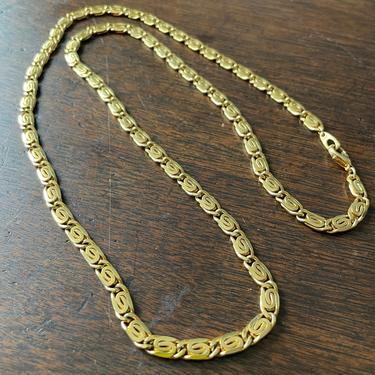Thick Swirl Chain Necklace