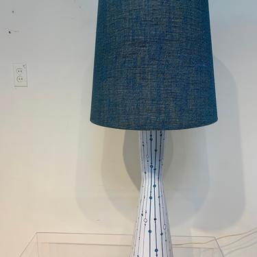 Mid Century Modern Blue &amp; White Hand Painted Table Lamp By Raymor Pottery, Italy 