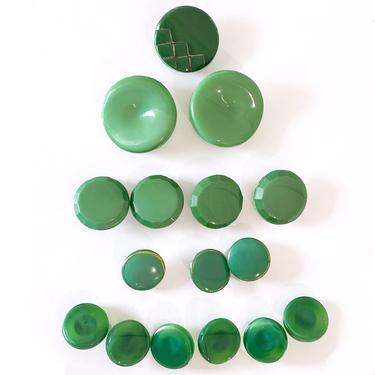 Lot of 16 Mixed Green Vintage Glass Buttons 