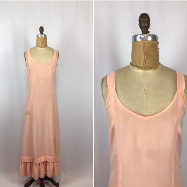 Vintage 30s nightgown | Vintage peachy pink silk crepe nightdress | 1930s long ruffled dress slip 