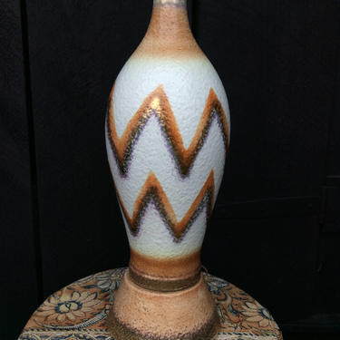Mid Century Modern Pottery Lamp - Vintage Pottery Lamp - Chevron Lamp - Mid Century Art Pottery - Modern Table Lamp 