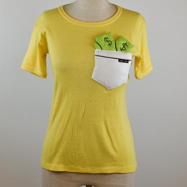 1980’s Vintage  Sof-tee Yellow Pocket Money Novelty T-Shirt 