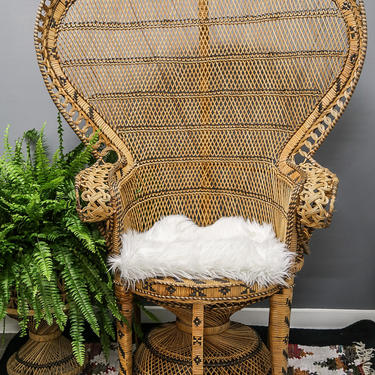 Vintage Emmanuelle Peacock Chair, wicker high back fan, rattan, mid century, bohemian, boho,   LOCAL P/U Chicago, Il area or Your Shipper!!! 