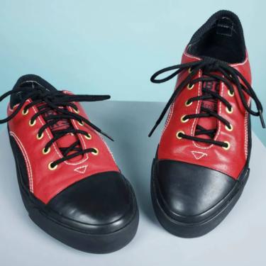 1990s Reebok BOKS. Red & black leather sneakers. Lace-up. Cap toe. W6.5 