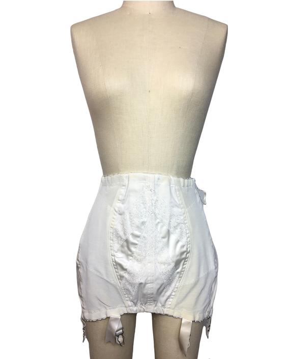 1950s Rago “Cotton” Boned Back Split Hip Girdle Size 33 