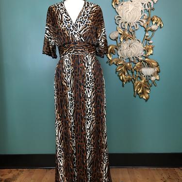 1960s maxi dress, leopard print dress, 1960s loungewear, Dela-ann creations, dolman sleeve dress, size medium, rockabilly dress, 28 waist 
