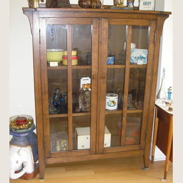 t049 stickley cabinet