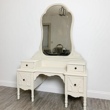 Available To Customize - Vintage Vanity with Four Drawers, Farmhouse Vanity with Mirror 