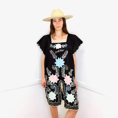 Costa Rica Dress // vintage sun embroidered floral 70s 80s boho hippie hippy black // O/S 