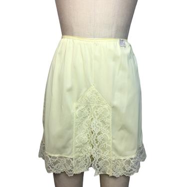 1960s Deadstock Pale Yellow Nylon Tap Pants High Waist Panties Underwear 