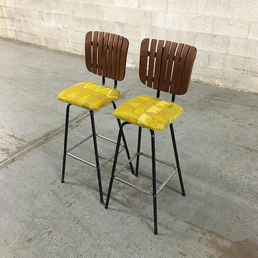 LOCAL PICKUP ONLY-----------Vintage Wood Back Bar Chairs 