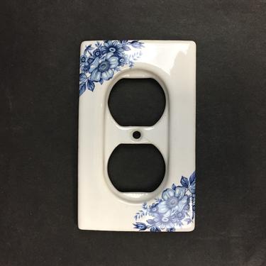 Blue and White Porcelain Outlet Cover