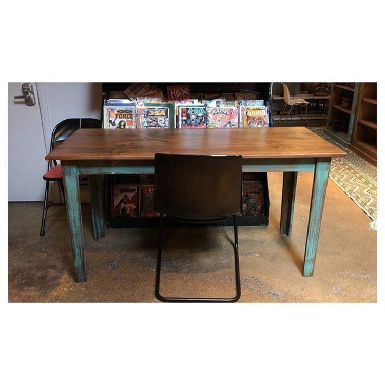 Skinny Shenandoah pine dining / desk. perfect for a small space. Chose your color! Teal, white, gray. 60 L x 24 D x 31 H 