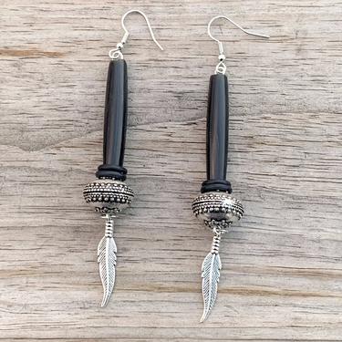 Black Hairpipes & Silver Antique Beads