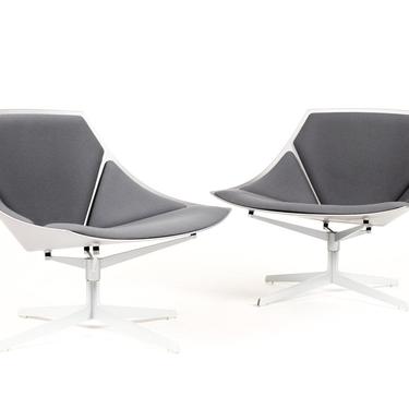 Danish Modern Fritz Hansen Space Swivel Lounge Chairs – JL10 – Jehs + Laub – Pair 