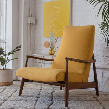 Mustard Danish Modern Lounge Chair