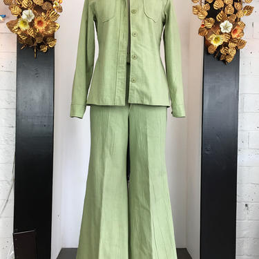 1970s 2 piece set, wrangler pantsuit, vintage suit and suit, jacket and pants, size small, green cotton pants set, 27 waist, bellbottom suit 
