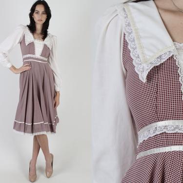 70s Burgundy Gingham Dress / Gunne Sax Lace Checker PocketsDress / 1970s Renaissance Fair Dress White Plaid / Peasant Collar Midi Dress 