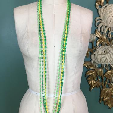 1960s necklace, long beaded necklace, flapper style, green and yellow, vintage necklace, 60s does 20s, multi-strand, plastic jewelry, mod 