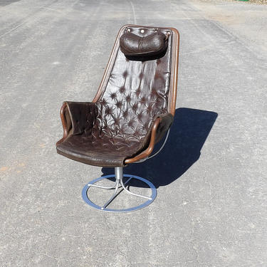 1960's Bruno Mathsson Jetson Chair Mid Century Modern Swedish Danish Modern Lounge Egg Chair Leather Wrapped Frame Metal Chrome Swivel Base 
