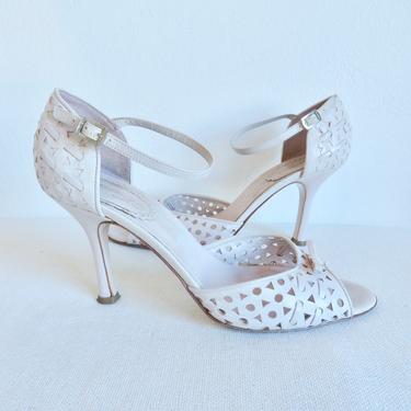 Vintage Size 8.5 Via Spiga Blush Pink Leather Perforated Open Toe Strappy High Heels 50's Retro Style Spring Summer Made in Italy 