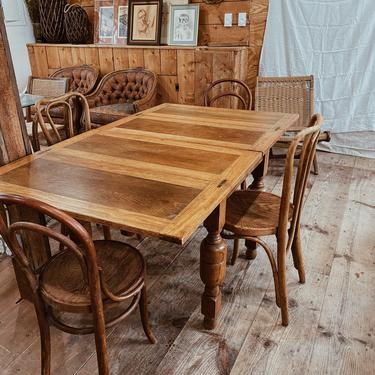 1920s Dutch Oak Refectory Dining Table with Hidden Leafs, Read Description 