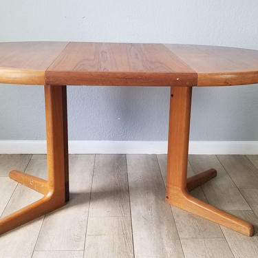 1970s Mid Century Danish Teak Wood Extendable Dining Table 
