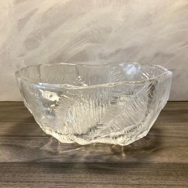Vintage Hoya Scandinavian Crystal Ice Glass Bowl 