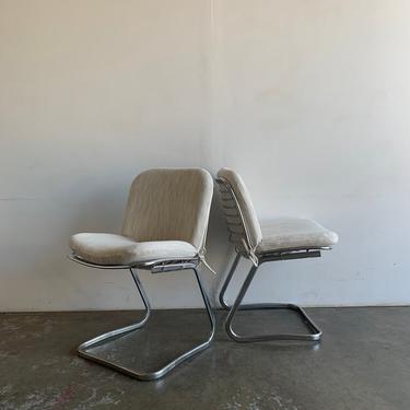 Cantilever 1970s side chairs -pair 