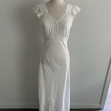 Rayon and lace bias cut ivory lingerie gown-Size 34 