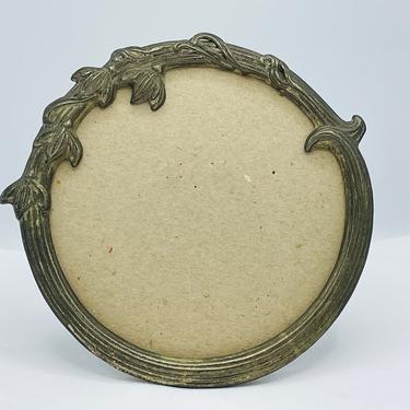 Silvestri Silver Tone Floral Round Victorian Style Picture Frame Art deco 