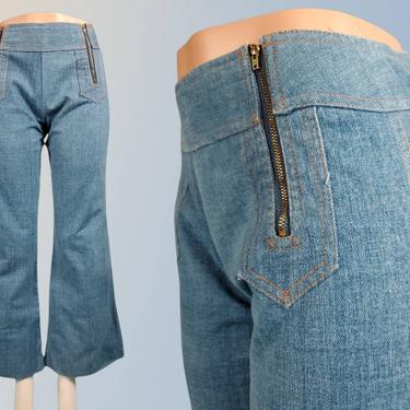 1970s double zipper jeans. Lightwash super soft mid to low rise bell bottoms. 31 x 28 