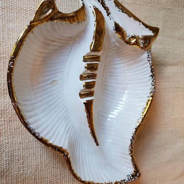 Vintage ashtray cream and gold by Maurice of California, 1960's 