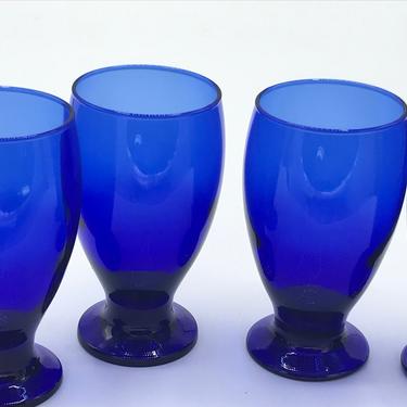 Vintage Pretty Set of (4) Cobalt  Blue Water Goblets or Wine Glasses- 5 1/4&amp;quot; tall- 10 ounces 