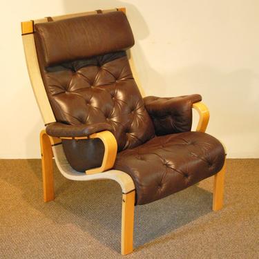 11262 Bruno Mathsson Designed for Dux Danish Modern Leather Lounge Chair, circa 1960
