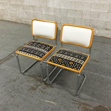 LOCAL PICKUP ONLY ----------- Vintage Set of 2 Dining Chairs 