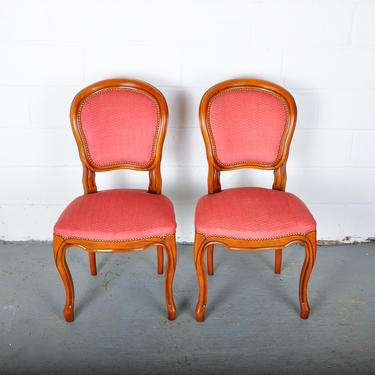 1950s Pair of Vintage French Louis XV Maple Dining Chairs W/ Off-Red Herringbone Wool Upholstery 