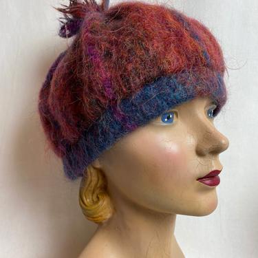 Vintage fuzzy wooly mohair beret beanie hat~ stylish winter hat~ multicolor ombre hat with pom~ boho mod 1980s 