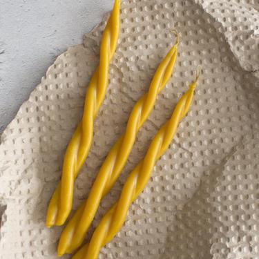 Beeswax Duplero Twisted Taper Candle