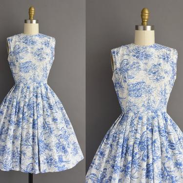 1950s vintage dress | Adorable Novelty Print Blue & White Full Skirt Summer Dress | Small | 50s dress 