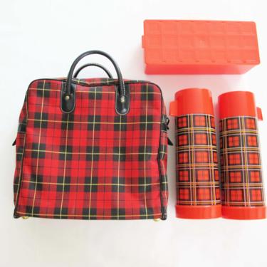Vintage 70s Unused Aladdin Red Plaid Thermos Picnic Set with Carrying Case - 2 Thermos and Sandwich Food Holder - Holiday Winter Dining 