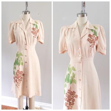 40s Floral Print Rayon Dress / 1940s Vintage Shirtwaist Day Dress / Small / Size 2 