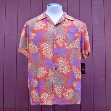 Late 40s / Early 50s Red Cold Rayon Palm Leaf Print Hoaloha Hawaiian / Aloha Shirt Large 