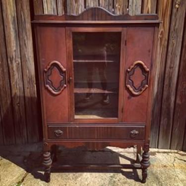 Deco cabinet #vintage #petworth