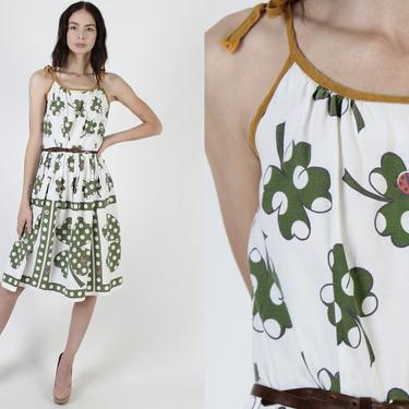 50s Ladybug Print Dress / Vintage 1950s Green Floral Clover Dress / Knee Length White Rockabilly Full Pleated Skirt Mini Dress 