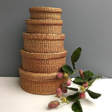 Nesting seagrass oval baskets - set of 5 bohemian baskets 