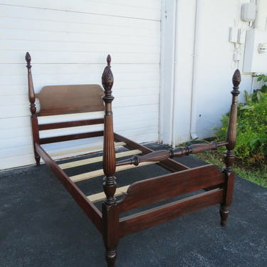 Solid Mahogany Twin Size Posted bed 1471
