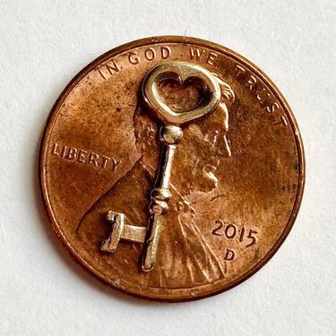 Sweet Vintage 9K Gold Skeleton Key Charm Pendant, Tiny Miniature Love Token 