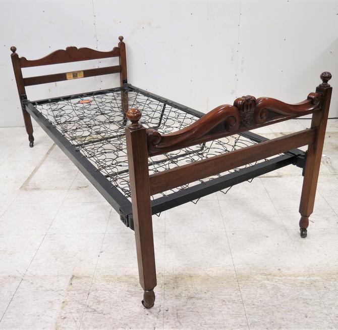 Wooden Bed Frame Antique English, Old Wooden Twin Bed Frame